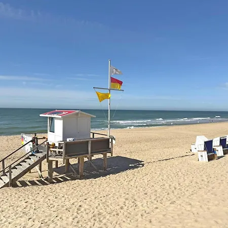 Mit Neuen Und Sehr Hochwertigen In Zentraler Lage In Westerland